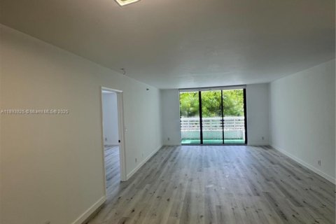 Снять в аренду квартиру в Авентура, Флорида 2 спальни, 98.66м2, № 1946550 - фото 13