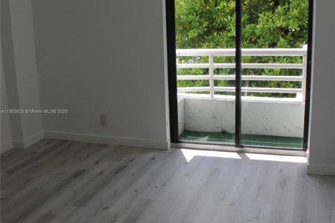 Снять в аренду квартиру в Авентура, Флорида 2 спальни, 98.66м2, № 1946550 - фото 21