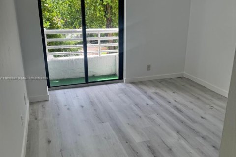 Снять в аренду квартиру в Авентура, Флорида 2 спальни, 98.66м2, № 1946550 - фото 16