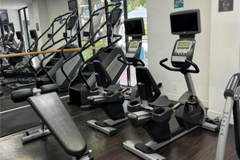 Снять в аренду квартиру в Авентура, Флорида 2 спальни, 98.66м2, № 1946550 - фото 24