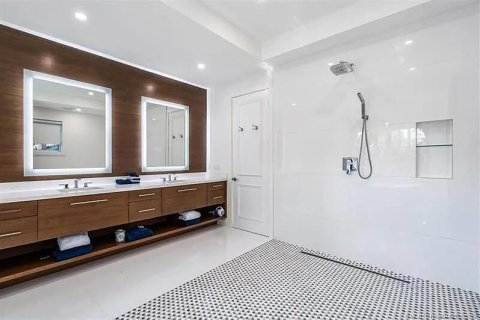 Villa ou maison à vendre à Riviera Beach, Floride: 4 chambres, 349.78 m2 № 2158320 - photo 12