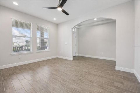Casa en venta en Winter Garden, Florida, 4 dormitorios, 272.3 m2 № 2157980 - foto 8