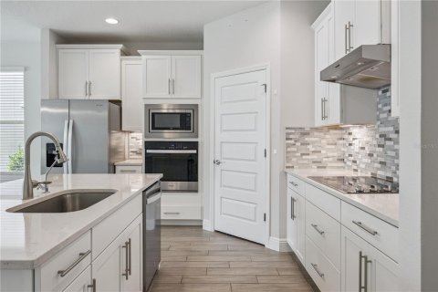 Casa en venta en Winter Garden, Florida, 4 dormitorios, 272.3 m2 № 2157980 - foto 11