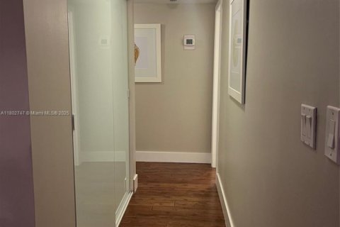 Copropriété à vendre à Sunny Isles Beach, Floride: 2 chambres, 125.42 m2 № 1727839 - photo 18