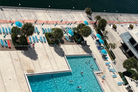 Copropriété à vendre à Sunny Isles Beach, Floride: 2 chambres, 125.42 m2 № 1727839 - photo 2