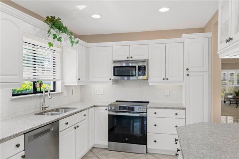 Villa ou maison à vendre à Sarasota, Floride: 2 chambres, 140.38 m2 № 2430902 - photo 16
