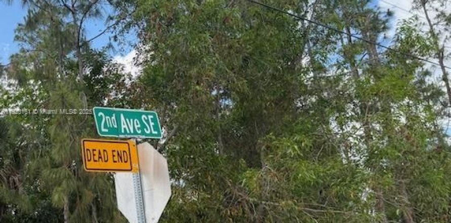 Terreno en Naples, Florida № 1809117
