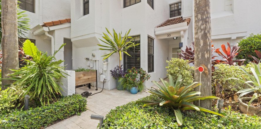 Touwnhouse à Palm Beach Gardens, Floride 2 chambres, 130.06 m2 № 2190180