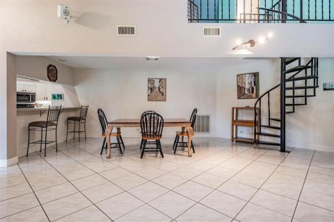 Casa en venta en New Port Richey, Florida, 3 dormitorios, 232.07 m2 № 1919770 - foto 15