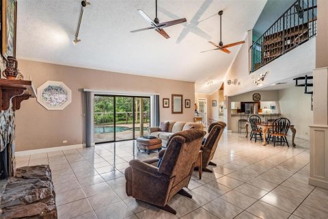 Casa en venta en New Port Richey, Florida, 3 dormitorios, 232.07 m2 № 1919770 - foto 6