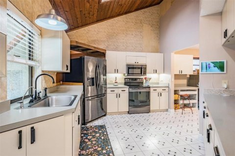Casa en venta en New Port Richey, Florida, 3 dormitorios, 232.07 m2 № 1919770 - foto 27