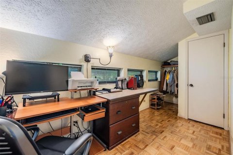 Casa en venta en New Port Richey, Florida, 3 dormitorios, 232.07 m2 № 1919770 - foto 22