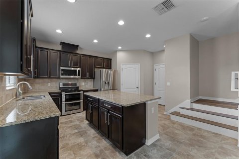 Villa ou maison à vendre à Orlando, Floride: 3 chambres, 227.33 m2 № 1900085 - photo 18