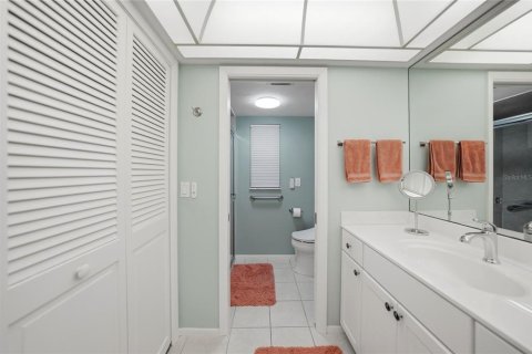 Copropriété à vendre à Punta Gorda, Floride: 2 chambres, 146.88 m2 № 2234263 - photo 19