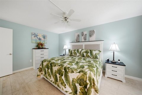 Copropriété à vendre à Punta Gorda, Floride: 2 chambres, 146.88 m2 № 2234263 - photo 22