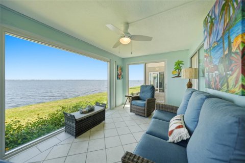 Copropriété à vendre à Punta Gorda, Floride: 2 chambres, 146.88 m2 № 2234263 - photo 27