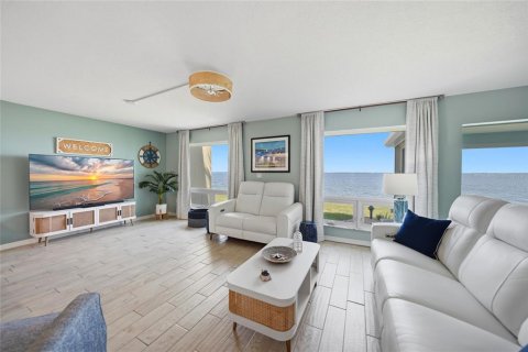 Copropriété à vendre à Punta Gorda, Floride: 2 chambres, 146.88 m2 № 2234263 - photo 5