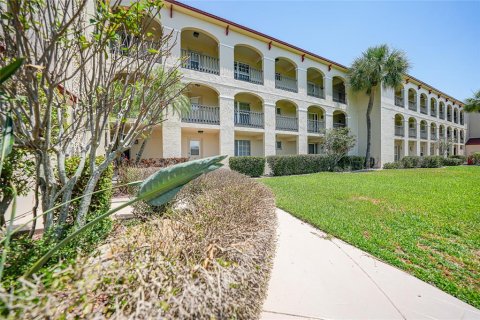 Copropriété à vendre à Punta Gorda, Floride: 2 chambres, 146.88 m2 № 2234263 - photo 4