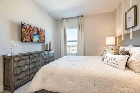 Condo in Four Corners, Florida, 3 bedrooms  № 1765370 - photo 14