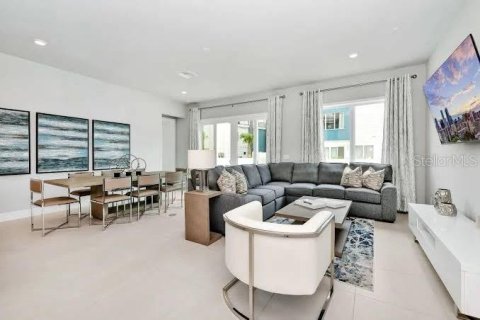 Condo in Four Corners, Florida, 3 bedrooms  № 1765370 - photo 17