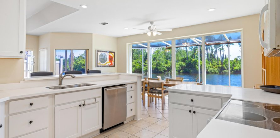 Casa en Panama City Beach, Florida 3 dormitorios, 151.99 m2 № 590214