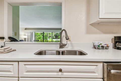 Copropriété à vendre à Palm Harbor, Floride: 2 chambres, 154.22 m2 № 1363629 - photo 8