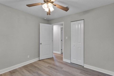 House in Lakeland, Florida 3 bedrooms, 118.73 sq.m. № 2210871 - photo 24