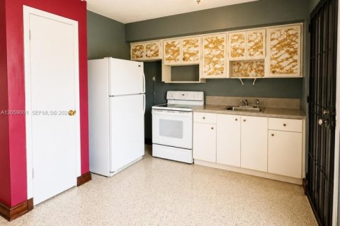 Villa ou maison à louer à Miami, Floride: 2 chambres, 73.02 m2 № 2169132 - photo 6