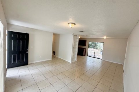 Villa ou maison à vendre à Orange City, Floride: 3 chambres, 118.45 m2 № 1913298 - photo 3