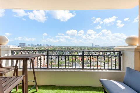 Condo in Miami, Florida, 1 bedroom № 2313779 - photo 19