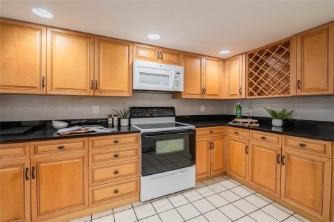 Condo in Lakeland, Florida, 3 bedrooms  № 1912726 - photo 22
