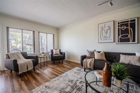 Condo in Lakeland, Florida, 3 bedrooms  № 1912726 - photo 10