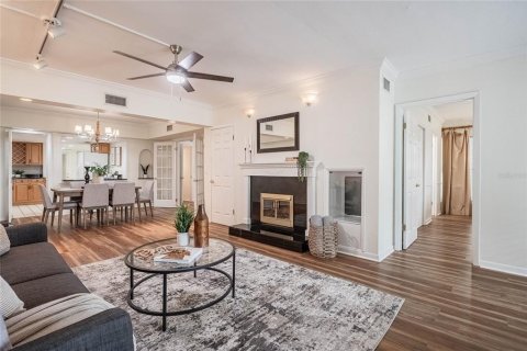 Condo in Lakeland, Florida, 3 bedrooms  № 1912726 - photo 4