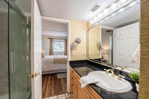 Condo in Lakeland, Florida, 3 bedrooms  № 1912726 - photo 18