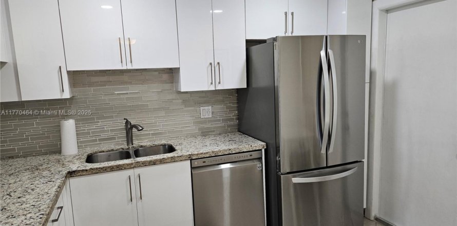 Condo à Hallandale Beach, Floride, 1 chambre № 1741725
