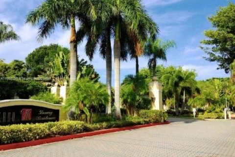 Снять в аренду кондоминиум в Уэст-Палм-Бич, Флорида 2 спальни, 84.91м2, № 1966732 - фото 22