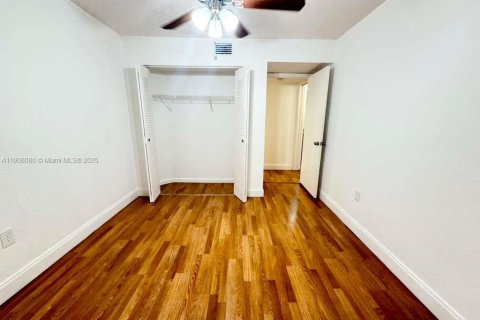 Снять в аренду кондоминиум в Уэст-Палм-Бич, Флорида 2 спальни, 84.91м2, № 1966732 - фото 14