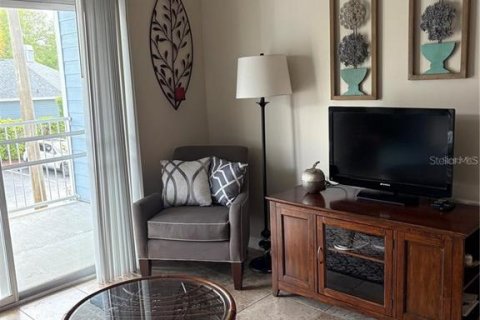 Copropriété à louer à Lake Mary, Floride: 2 chambres, 83.52 m2 № 2299889 - photo 3