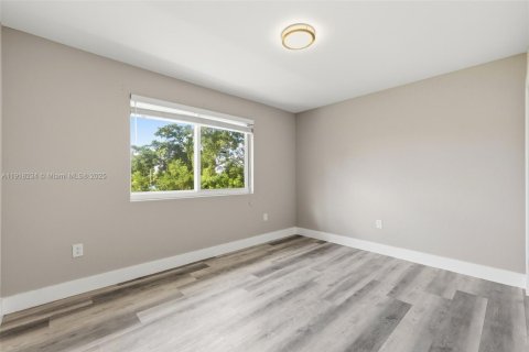 Снять в аренду виллу или дом в Майами, Флорида 3 спальни, 167.22м2, № 1973036 - фото 20