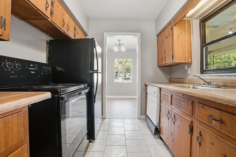 Casa en venta en Leesburg, Florida, 3 dormitorios, 115.29 m2 № 2216723 - foto 11