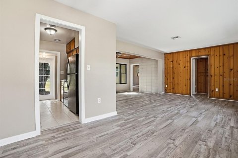 Casa en venta en Leesburg, Florida, 3 dormitorios, 115.29 m2 № 2216723 - foto 7