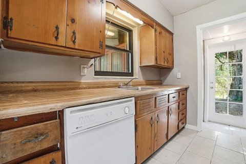 Casa en venta en Leesburg, Florida, 3 dormitorios, 115.29 m2 № 2216723 - foto 9