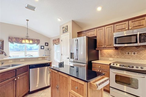 Villa ou maison à vendre à The Villages, Floride: 3 chambres, 210.52 m2 № 1563563 - photo 18