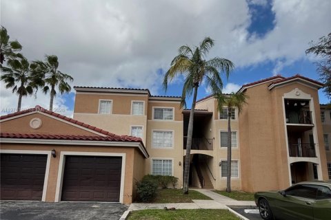 Купить кондоминиум в Мирамар, Флорида 1 спальня, 61.78м2, № 2042812 - фото 8