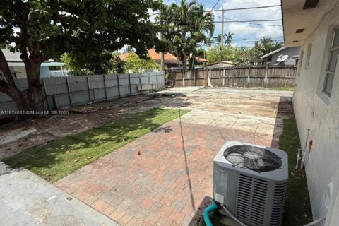 Снять в аренду виллу или дом в Мирамар, Флорида 2 спальни, 97.55м2, № 1921880 - фото 26