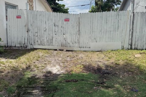 Снять в аренду виллу или дом в Мирамар, Флорида 2 спальни, 97.55м2, № 1921880 - фото 22