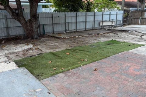 Снять в аренду виллу или дом в Мирамар, Флорида 2 спальни, 97.55м2, № 1921880 - фото 24