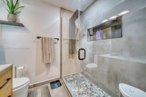 Condo in Miami, Florida, 3 bedrooms  № 1938750 - photo 30