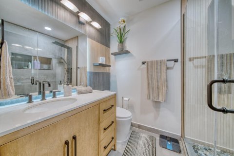 Condo in Miami, Florida, 3 bedrooms  № 1938750 - photo 29
