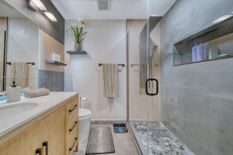 Condo in Miami, Florida, 3 bedrooms  № 1938750 - photo 28